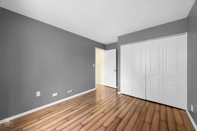 7922 Knottingham Circle #B, Darien, IL 60561 - Photo 13