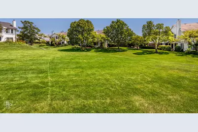 7922 Knottingham Circle #B, Darien, IL 60561 - Photo 19