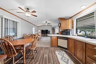630 Huntsbridge Road, Matteson, IL 60443 - Photo 5