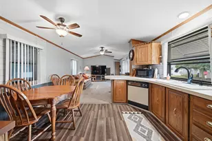 630 Huntsbridge Rd, Matteson, IL 60443 - Photo 5