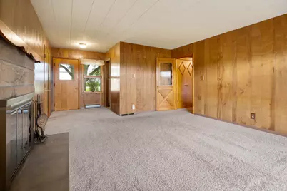 21313 Anthony Road, Marengo, IL 60152 - Photo 9