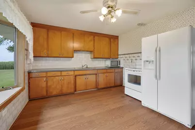 21313 Anthony Road, Marengo, IL 60152 - Photo 5