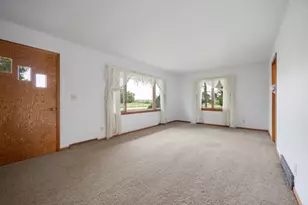 21313 Anthony Rd, Marengo, IL 60152 - Photo 3