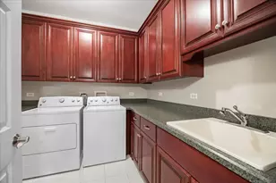 4 Shadow Creek Cir, Palos Heights, IL 60463 - Photo 17