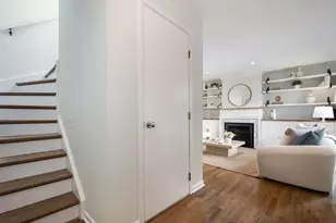 2121 N Lincoln Ave, Chicago, IL 60614 - Photo 3