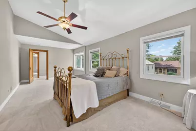 433 S Euclid Avenue, Villa Park, IL 60181 - Photo 17