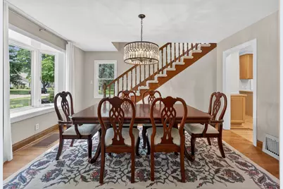433 S Euclid Avenue, Villa Park, IL 60181 - Photo 7