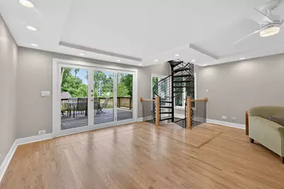 433 S Euclid Avenue, Villa Park, IL 60181 - Photo 13