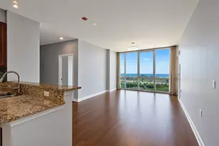 1629 S Prairie Ave, Chicago, IL 60616 - Photo 1