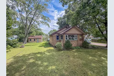 918 W Washington Street, Champaign, IL 61821 - Photo 3