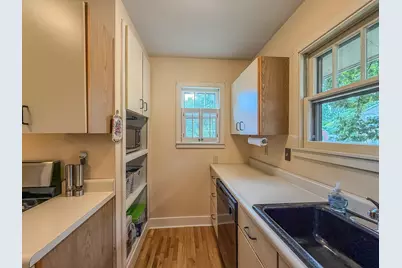 918 W Washington Street, Champaign, IL 61821 - Photo 23