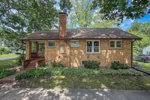 918 W Washington St, Champaign, IL 61821 - Photo 43