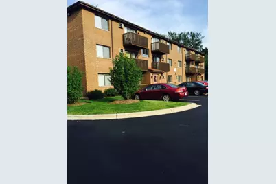 4711 Yender Avenue #GB, Lisle, IL 60532 - Photo 1
