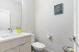 3033 N Clybourn Ave, Chicago, IL 60618 - Photo 15