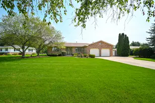 310 Wintree Ln, New Lenox, IL 60451 - Photo 1