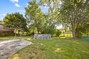 8189 Carlisle Dr, Hanover Park, IL 60133 - Photo 25