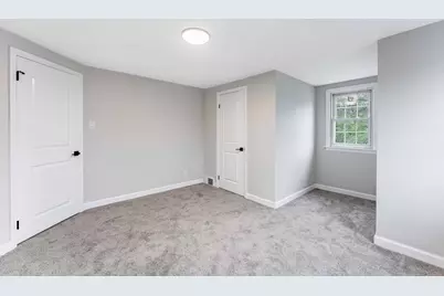 566 Hirsch Avenue, Calumet City, IL 60409 - Photo 7