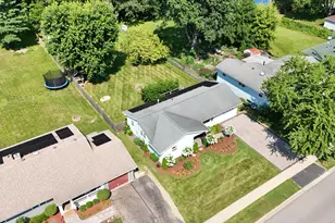 1109 Wicker St, Woodstock, IL 60098 - Photo 25