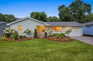 1109 Wicker St, Woodstock, IL 60098 - Photo 1