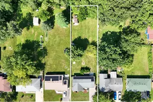 1109 Wicker St, Woodstock, IL 60098 - Photo 27