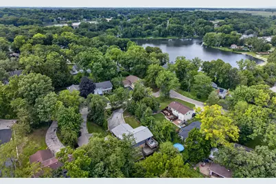 306 Apache Trail, Lake in the Hills, IL 60156 - Photo 27