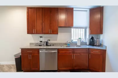 2048 W Touhy Avenue #1, Chicago, IL 60645 - Photo 3