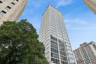 1300 N Astor St, Chicago, IL 60610 - Photo 1