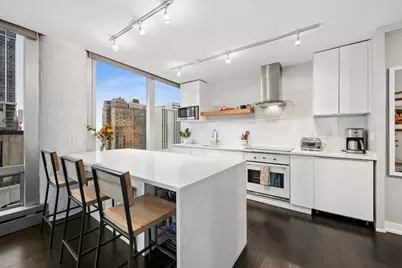 1300 N Astor Street #22B, Chicago, IL 60610 - Photo 5