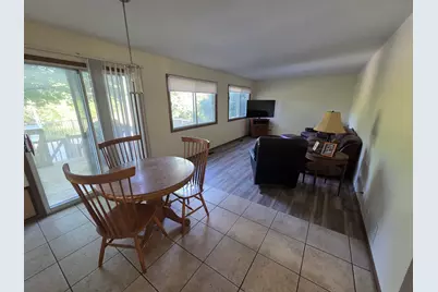 382 Deer Crossing Court, Hainesville, IL 60030 - Photo 5