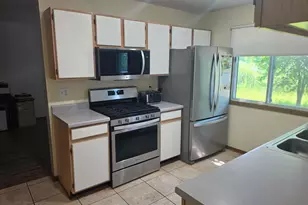 382 Deer Crossing Ct, Hainesville, IL 60030 - Photo 7