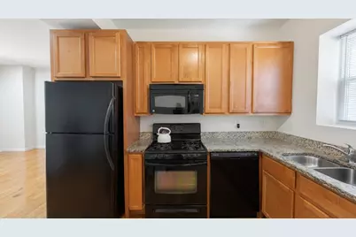 3354 W Wilson Avenue #2S, Chicago, IL 60625 - Photo 3