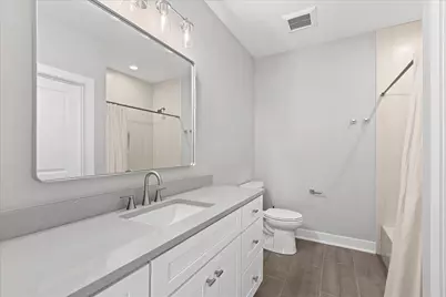 319 S Glendale Avenue #303, Barrington, IL 60010 - Photo 13