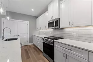 319 S Glendale Ave, Barrington, IL 60010 - Photo 11