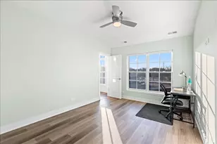 319 S Glendale Ave, Barrington, IL 60010 - Photo 19
