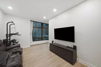 680 N Lake Shore Drive #913, Chicago, IL 60611 - Photo 7