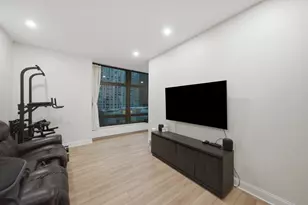 680 N Lake Shore Dr, Chicago, IL 60611 - Photo 7