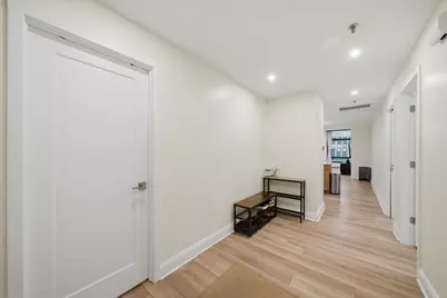 680 N Lake Shore Drive #913, Chicago, IL 60611 - Photo 13