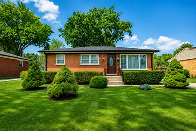 1114 S Birch Drive, Mount Prospect, IL 60056 - Photo 1
