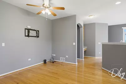453 N Keswick Court, Round Lake, IL 60073 - Photo 9
