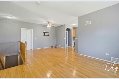 453 N Keswick Court, Round Lake, IL 60073 - Photo 3