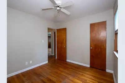 1332 N Main Street, Naperville, IL 60563 - Photo 11
