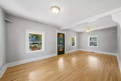 317 E Dearborn Street, Plano, IL 60545 - Photo 9