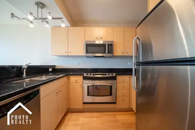 1640 Maple Avenue #1208, Evanston, IL 60201 - Photo 9
