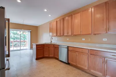 662 Chaney Court, Crest Hill, IL 60403 - Photo 9