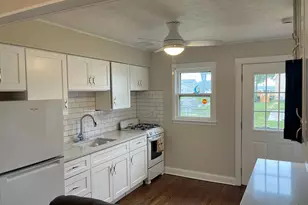 32 Lakeside Ln, Fox Lake, IL 60020 - Photo 5