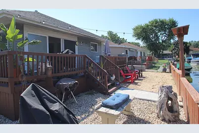 32 Lakeside Lane, Fox Lake, IL 60020 - Photo 21