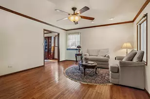 403 Sara Ave, Lemont, IL 60439 - Photo 9