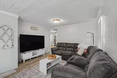 106 W South Street, Elliott, IL 60933 - Photo 7