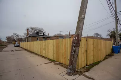 7500 S Honore Street, Chicago, IL 60620 - Photo 21