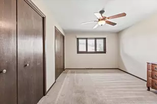 7348 Wheeler Dr, Orland Park, IL 60462 - Photo 17